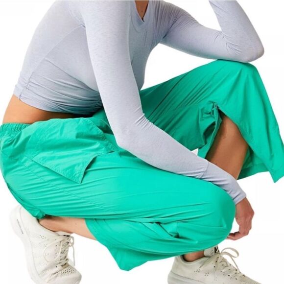 NWOT Free People Movement Fly By Night Green Baggy Pants size Large - Picture 2 of 8